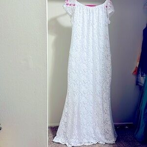 BRAND NEW! NEVER WORN WITH TAGS!!!